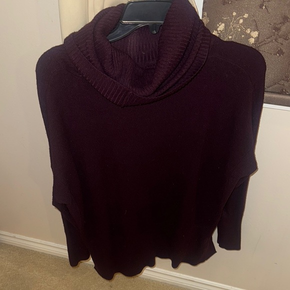 Burgundy Sweater - Picture 1 of 3